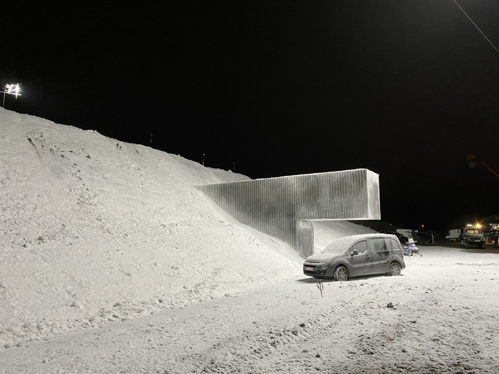 SNOW BUSINESS